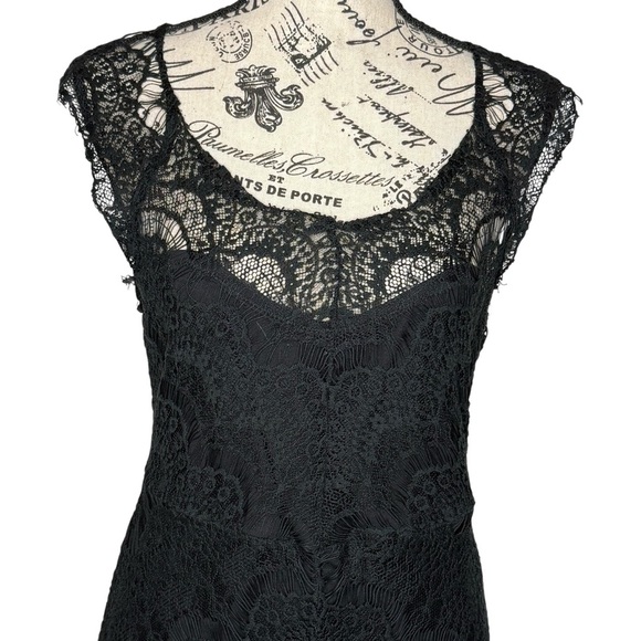 Free People Intimately Black Peekaboo Eyelash Lace Hi-Low Bodycon Lace Dress M - Picture 7 of 16